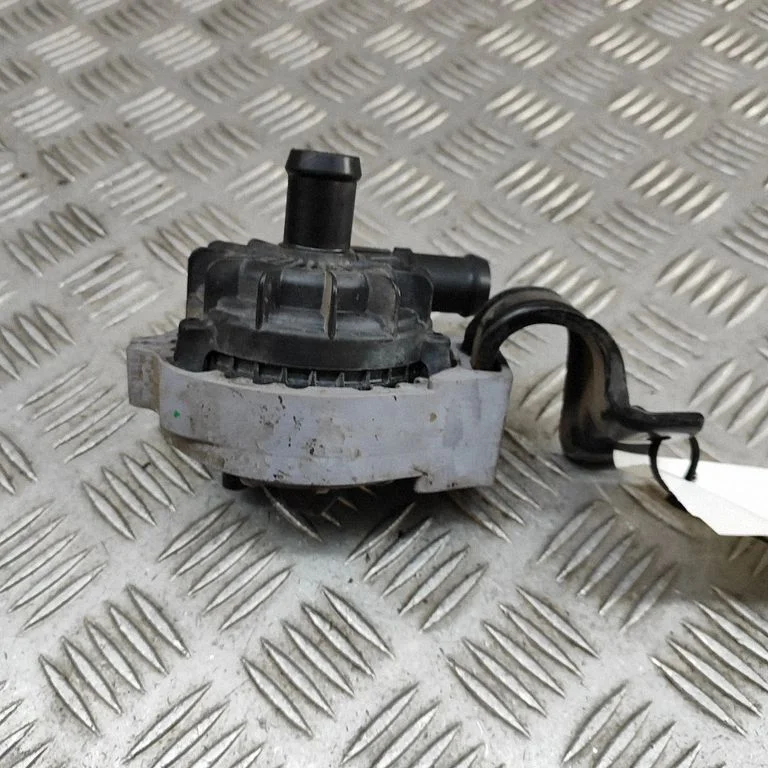 Electric auxiliary coolant/water pump 1EA965567L