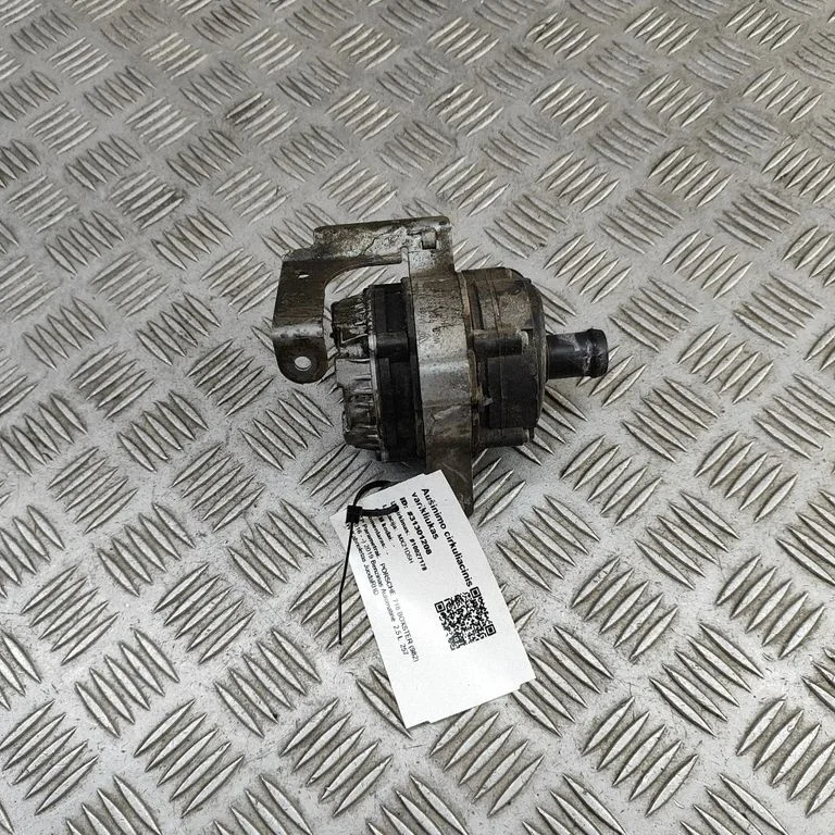 Elektriskais cirkulācijas sūknītis 04L965567