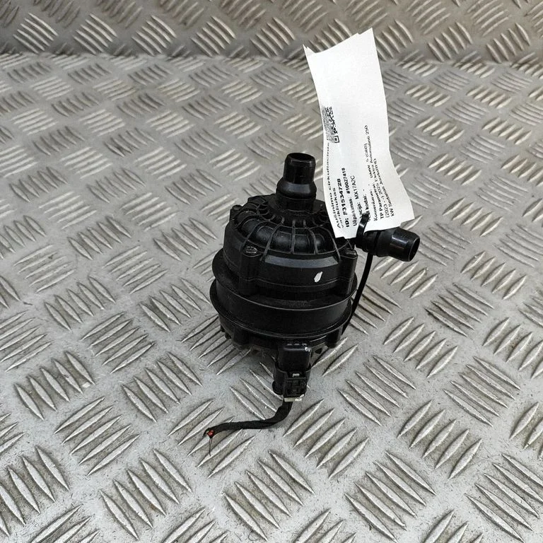Elektryczna pompa cyrkulacyjna 039202450C