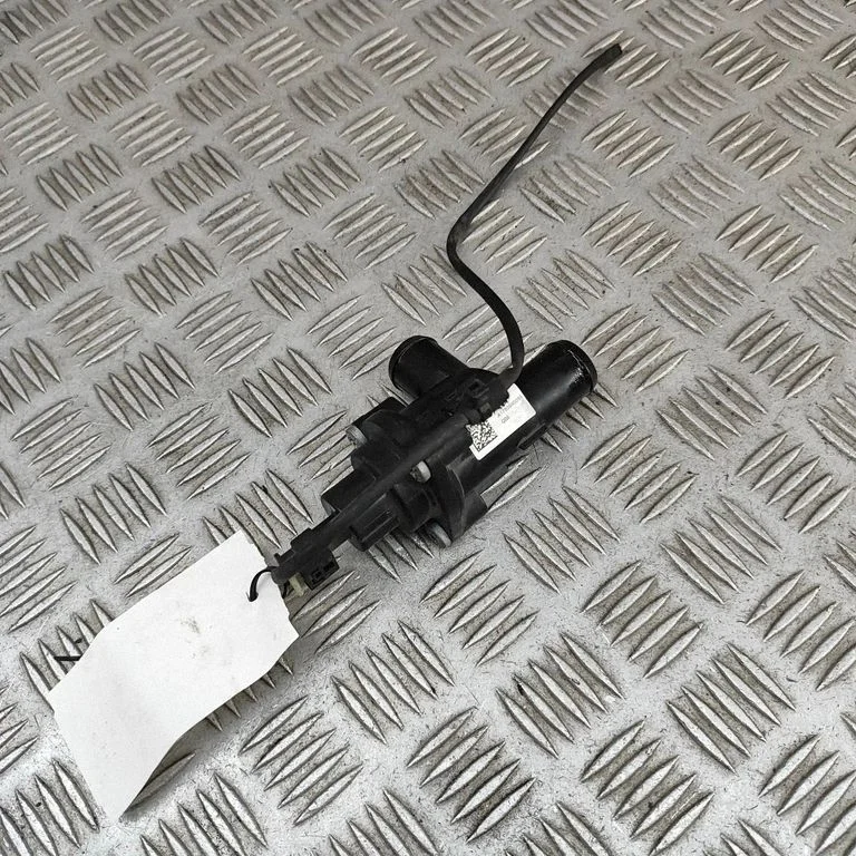 Electric auxiliary coolant/water pump – Mercedes-Benz AMG GT R190 C190 (2016-)