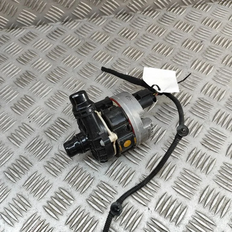 Electric auxiliary coolant/water pump – Mercedes-Benz AMG GT R190 C190 (2016-)