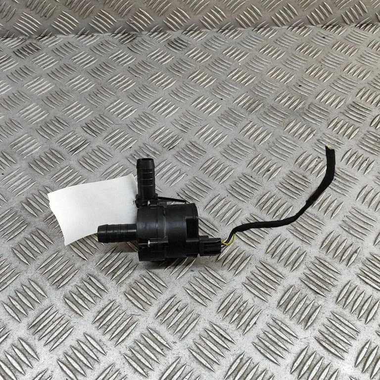 Elektriskais cirkulācijas sūknītis 039202341S