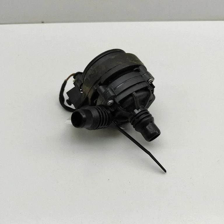 Elektriline lisatsirkulatsioonipump 8841074