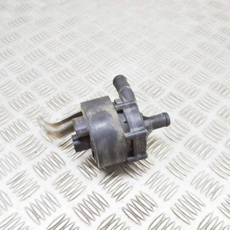 Electric auxiliary coolant/water pump – Tesla Model Y (2020-)