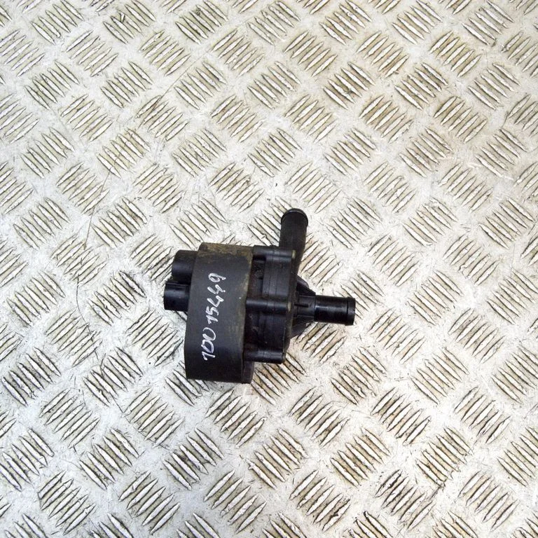 Electric auxiliary coolant/water pump – Tesla Model S (2012-)