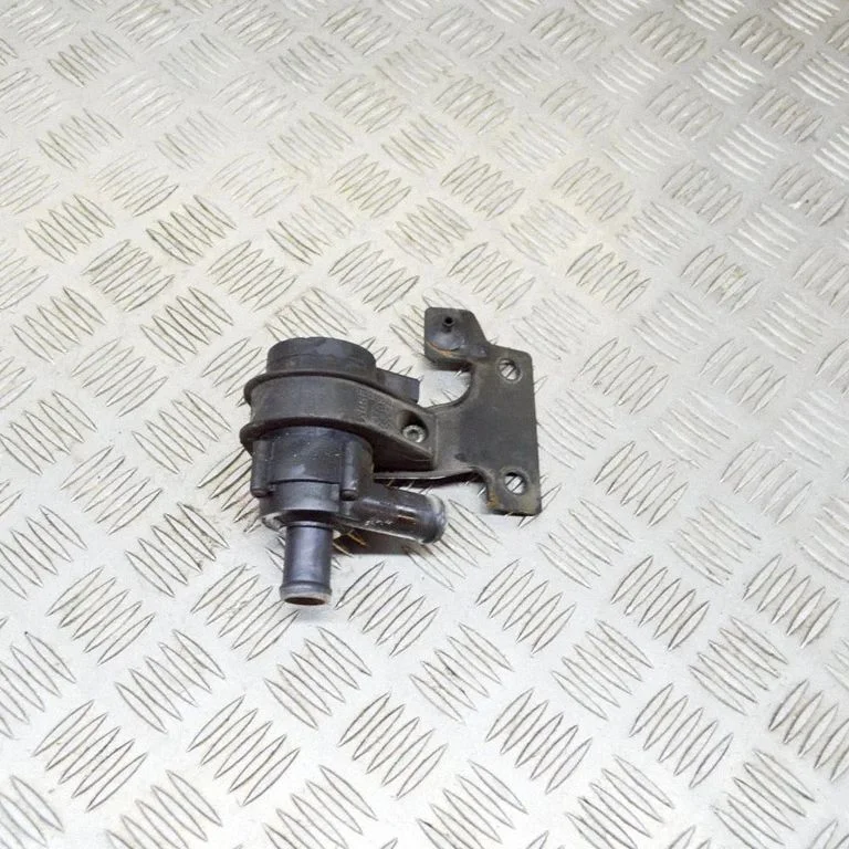 Elektriline lisatsirkulatsioonipump – Volkswagen Passat CC (2008-2016)
