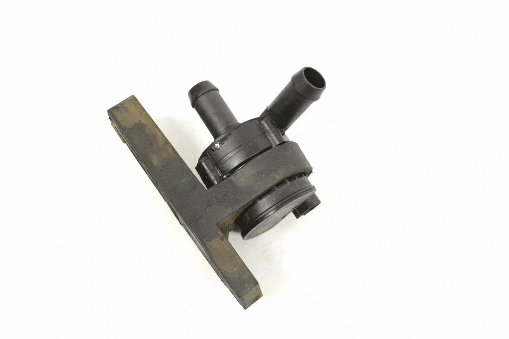 Electric auxiliary coolant/water pump – Jaguar XJ X350 (2003-2009)