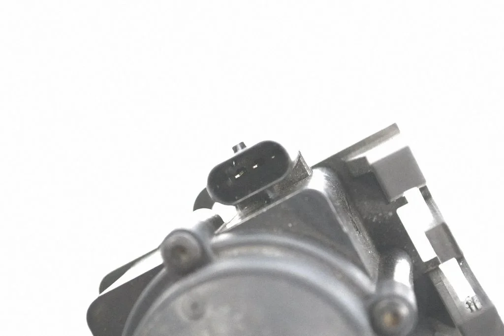 Elektriskais cirkulācijas sūknītis 06H121601D