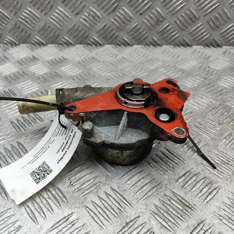 Vacuum pump 146508418R