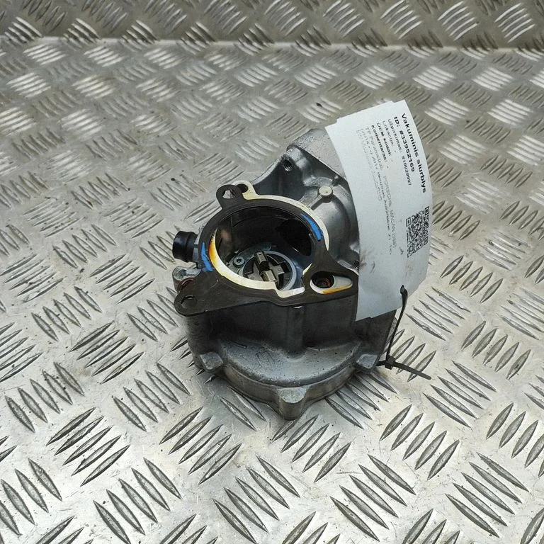 Pompa próżniowa (vacuum) 03L145100F