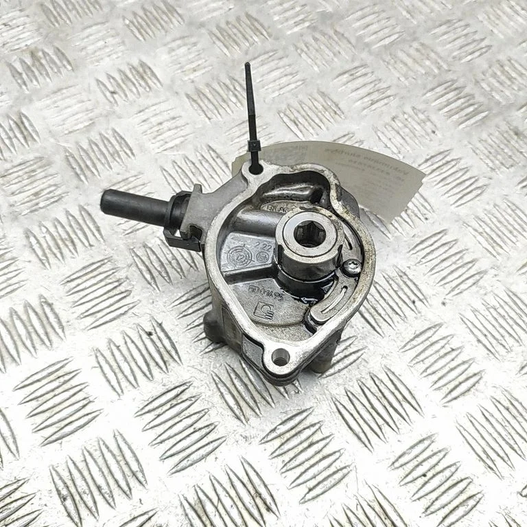 Vacuum pump – Mercedes-Benz Sprinter W906 (2006-2018)
