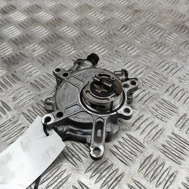 Vacuum pump A2762300065