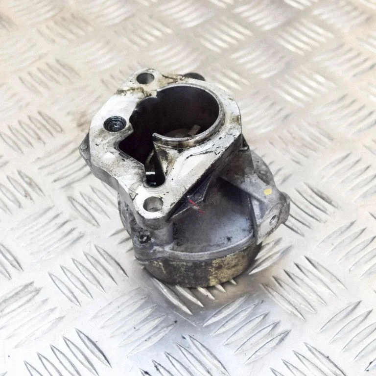 Vaakumpump 70564100146505272R – Dacia Duster Oroch (2015-)