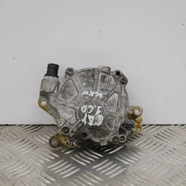 Vacuum pump – Audi A3 S3 8P (2003-2012)