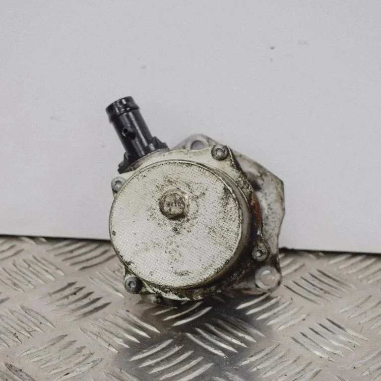 Vaakumpump 8200577807 – Nissan Note (E11) (2006-2014)