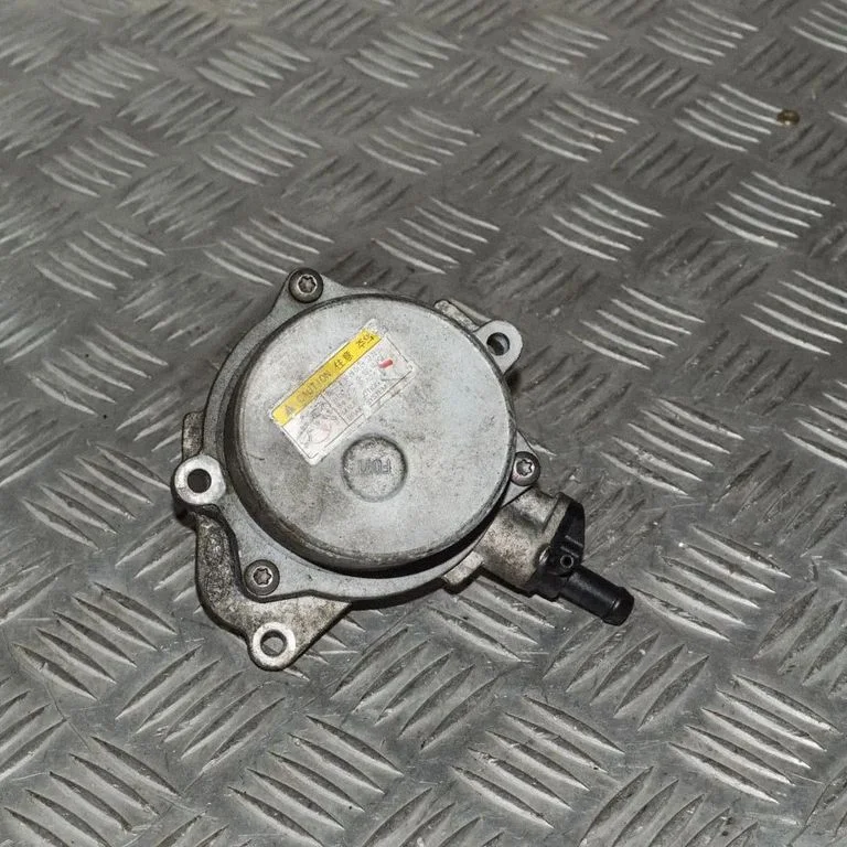 Vacuum pump – KIA Ceed (2006-2012)
