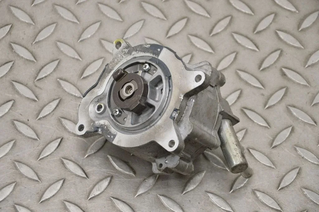Vaakumpump 146505CA0A