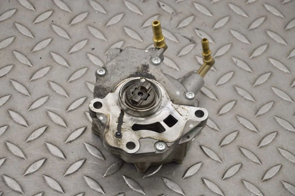 Pompa próżniowa (vacuum) 15T2590515