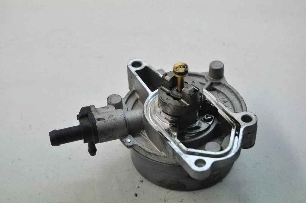 Vacuum pump – Hyundai i30 (2013-2016)