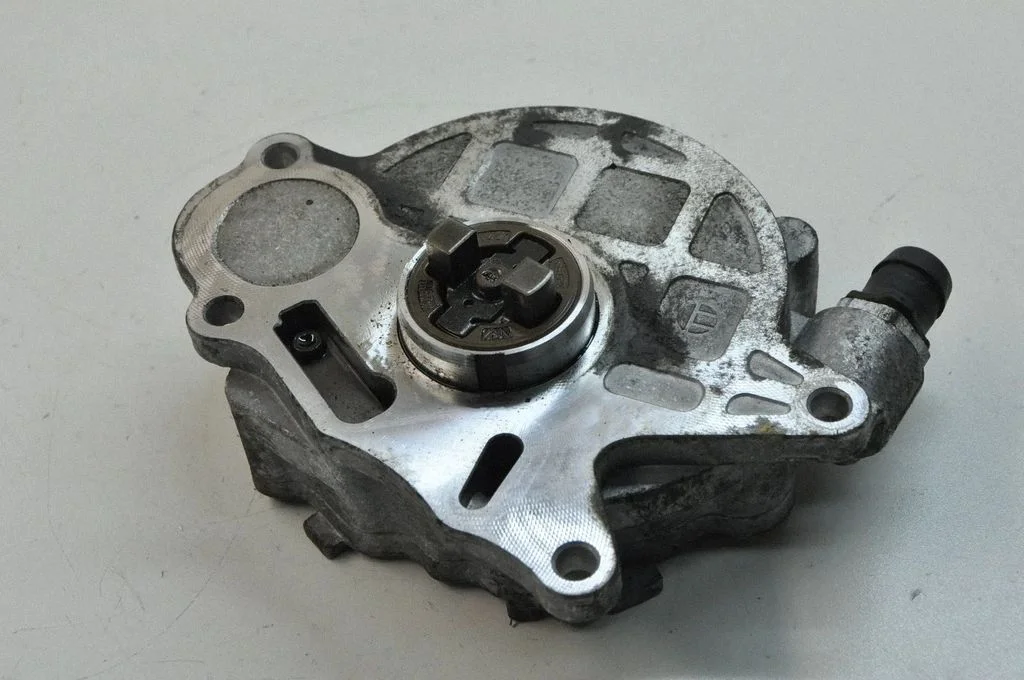 Vakuuma sūknis 03L145100