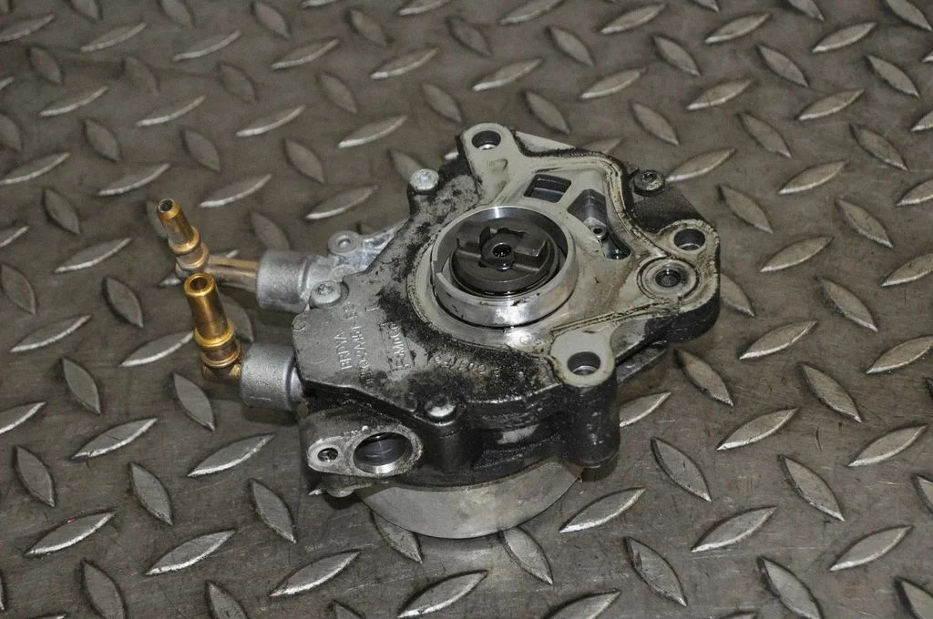 Pompa próżniowa (vacuum) – Land Rover Discovery 4 - LR4 (2010-2016)