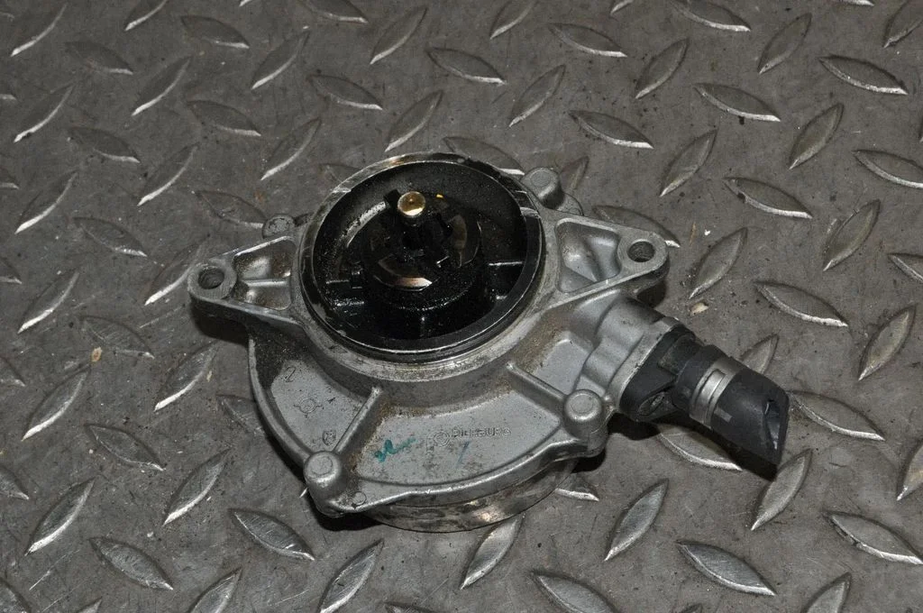 Pompa próżniowa (vacuum) – Audi A6 S6 C7 4G (2011-2018)