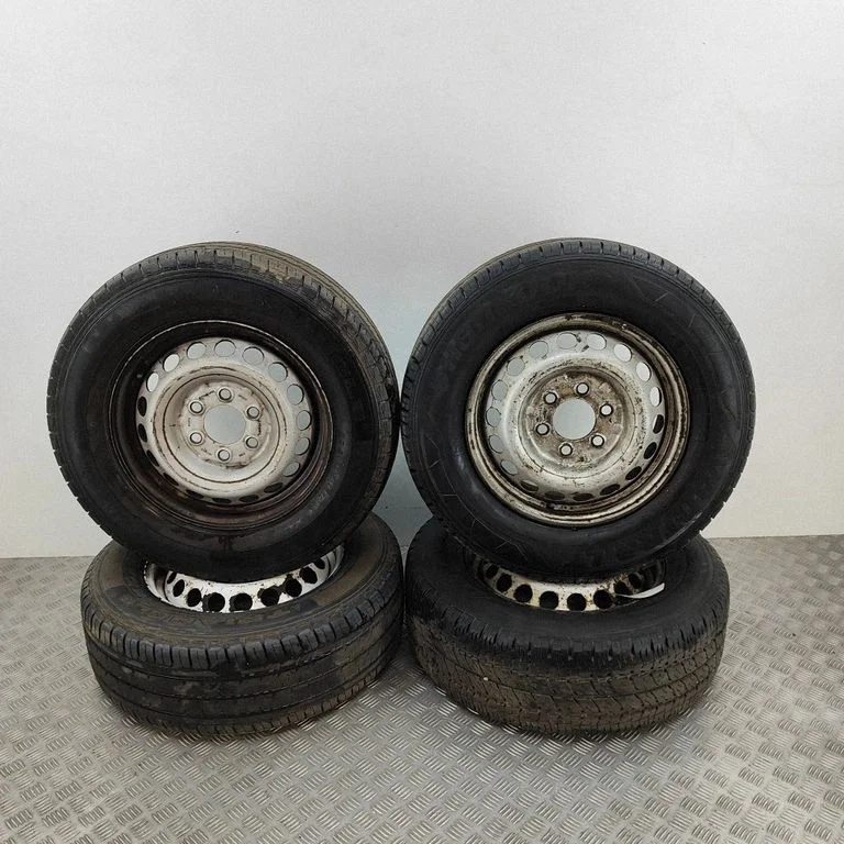 R16 valuvelg (-veljed) – Mercedes-Benz Sprinter W906 (2006-2018)