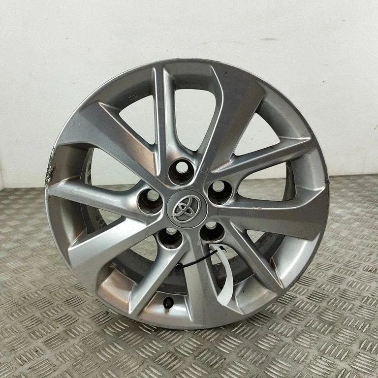 R16 alloy rim – Toyota Auris E180 (2012-2018)