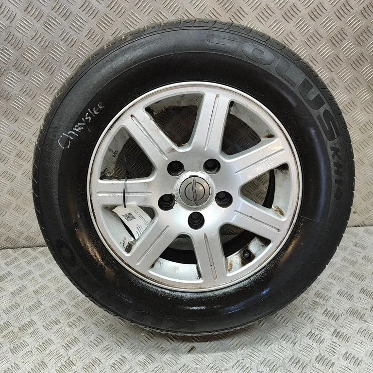 R16 alloy rim – Chrysler Voyager (2008-2016)
