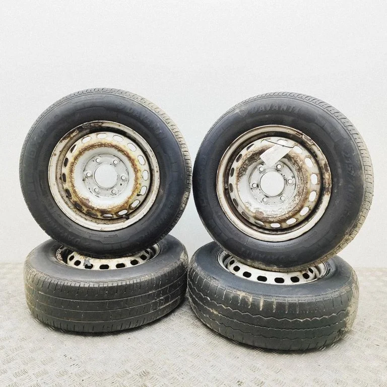 R16 vieglmetāla disks (-i) 529104H000