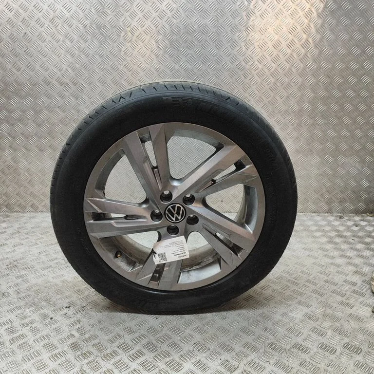 R17 vieglmetāla disks (-i) 2G7601025E