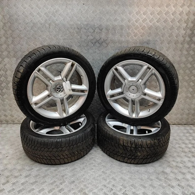 Felgi aluminiowe R17 1C0601025Q