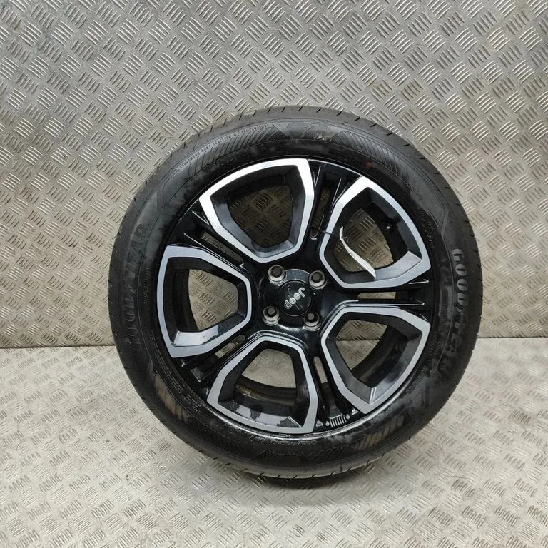 R18 valuvelg (-veljed) – Jeep Avenger (2022-)