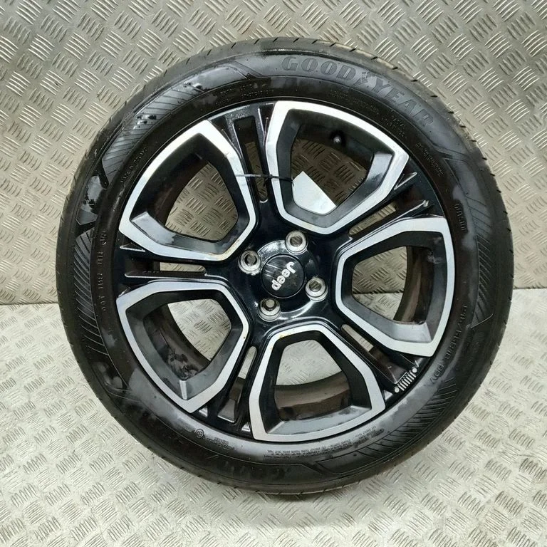R18 valuvelg (-veljed) – Jeep Avenger (2022-)
