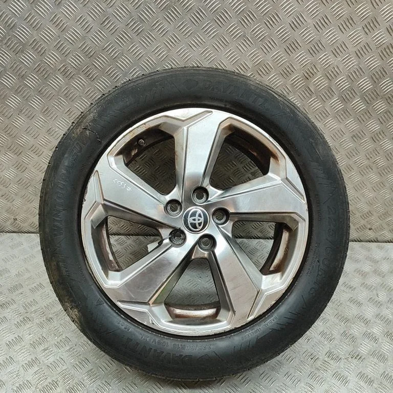 R18 alloy rim 4261A42140