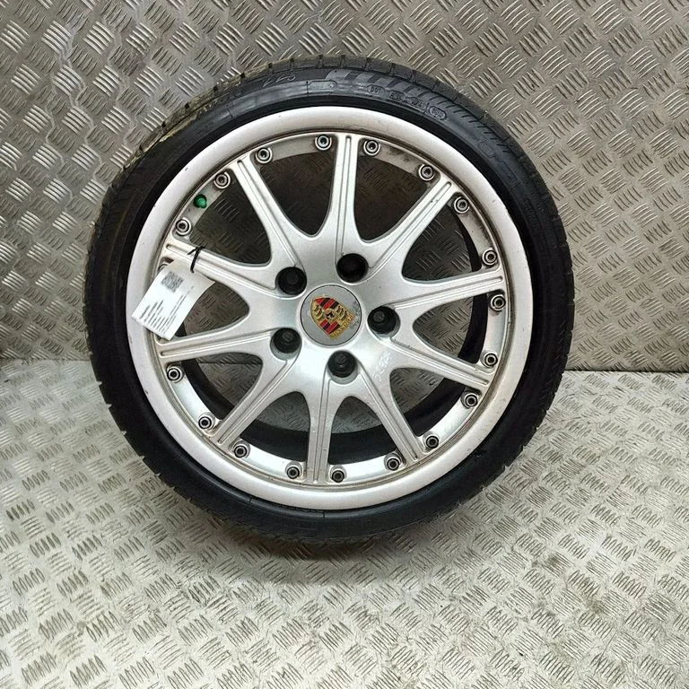 R18 valuvelg (-veljed) AP8585