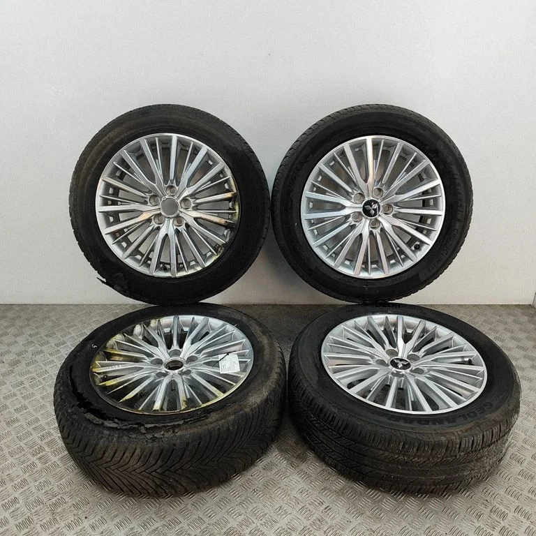 R18 alloy rim 4250F624