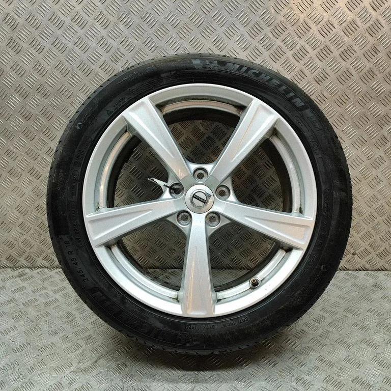 R18 valuvelg (-veljed) – Volvo S90, V90 (2016-)