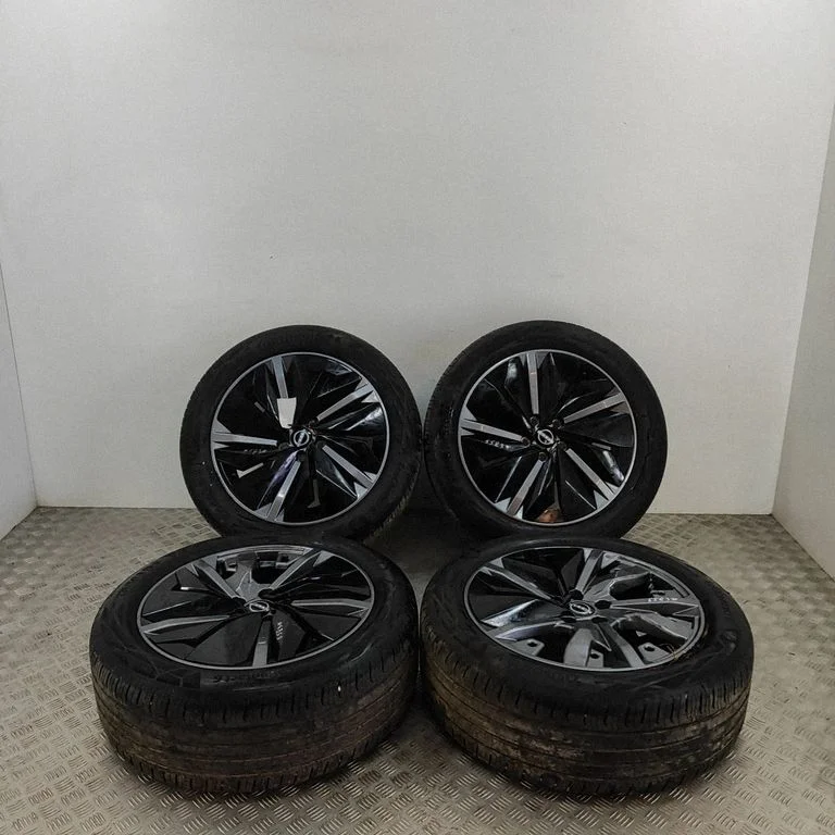 R19 alloy rim D03006UA3