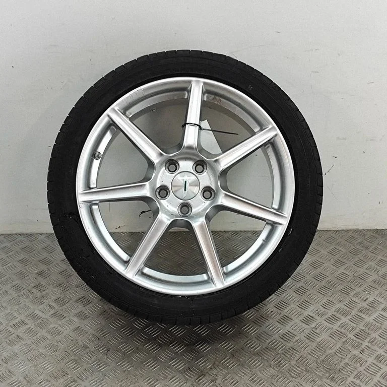 R19 vieglmetāla disks (-i) 6G331007B