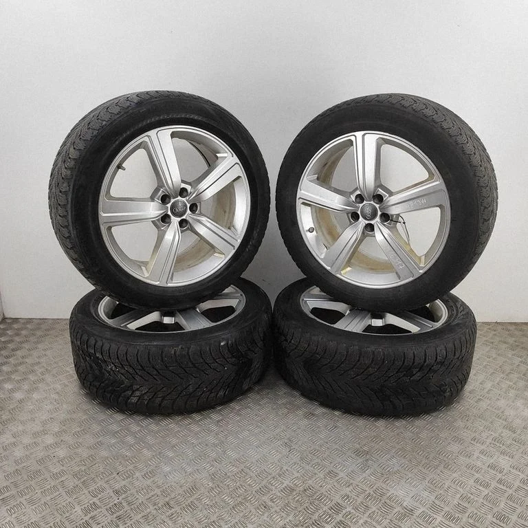 R20 alloy rim 4KE601025S