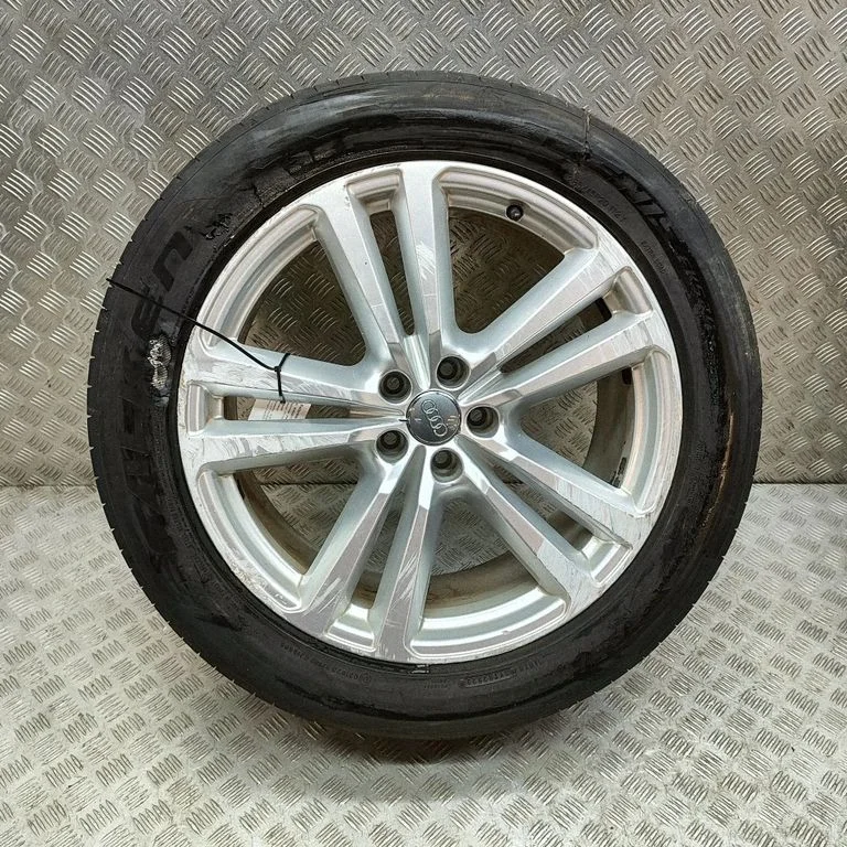 R20 vieglmetāla disks (-i) 4M0601025H