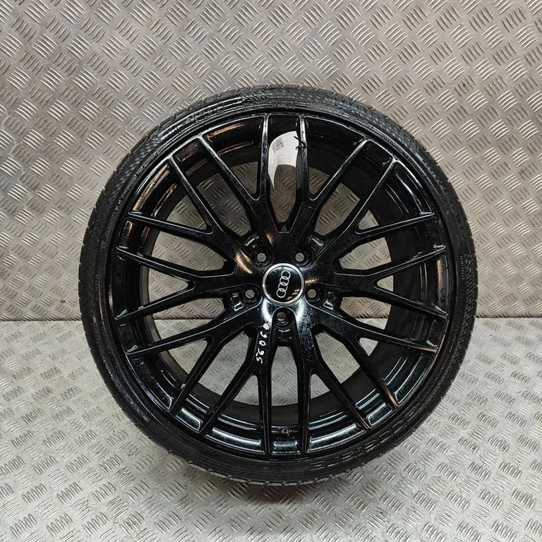 R20 vieglmetāla disks (-i) 8S0601025AR