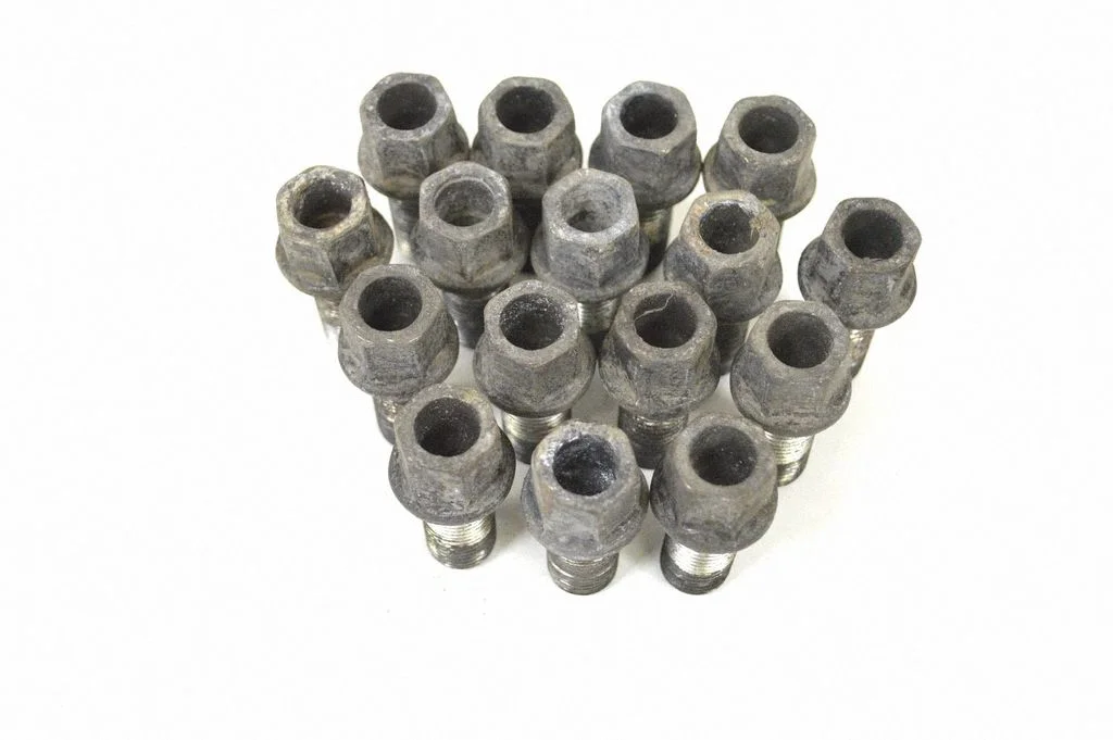 Nuts/bolts