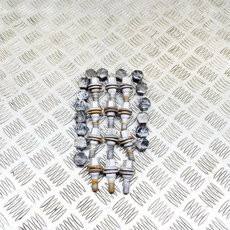 Nuts/bolts – Peugeot 2008 I (2013-2019)