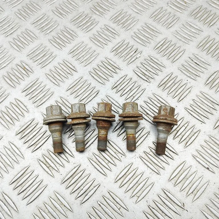 Nuts/bolts – Peugeot 2008 I (2013-2019)