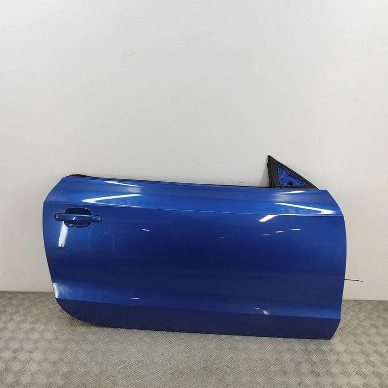 Priekšējās durvis (kupejai) 8T0831312F