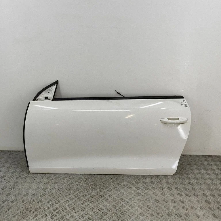 Priekšējās durvis (kupejai) 1K8831055F
