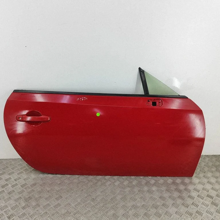 Priekšējās durvis (kupejai) SU00301558