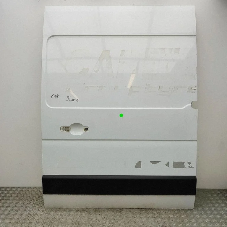 Priekšējā augšējā eņģe 821014273R